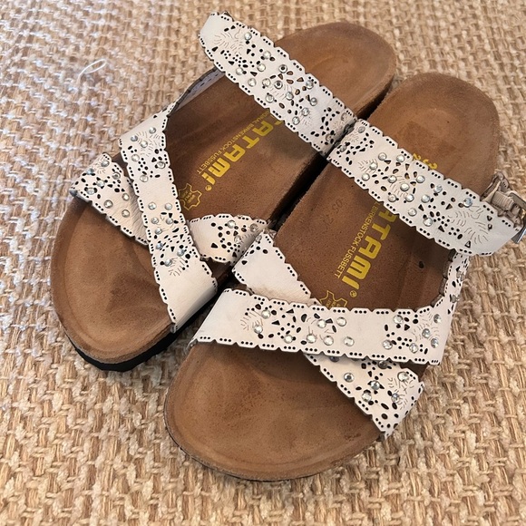 Tatami Birkenstock Sandals Womens Sz 38 US 7 Rhinestones Lotus Western Comfort - Picture 3 of 6